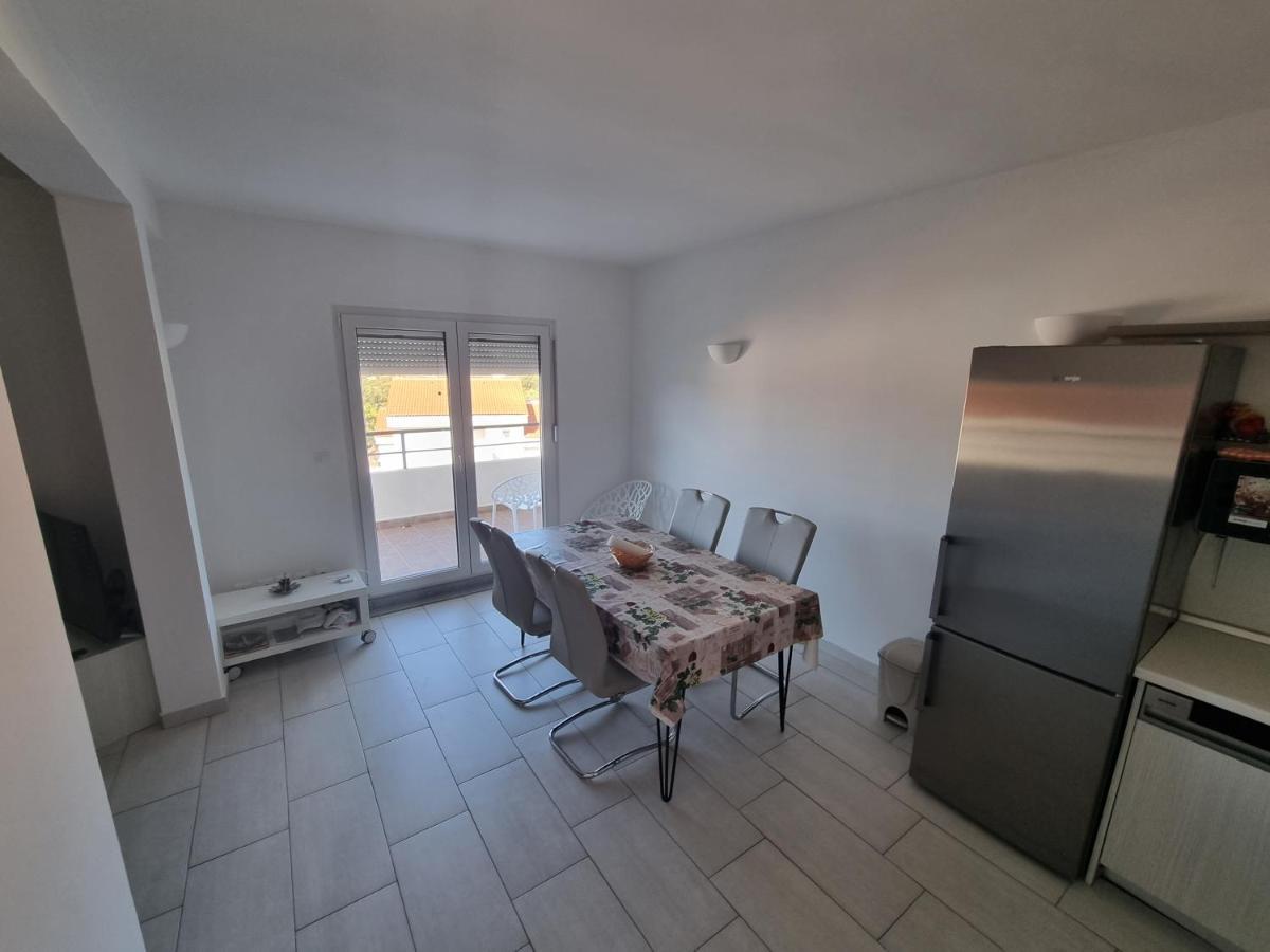Apartman Telalovic Nečujam Eksteriør bilde